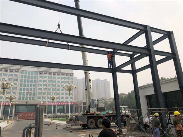 農(nóng)村重鋼別墅建房：重鋼建房以其獨(dú)特的優(yōu)勢(shì)逐漸成為主流選擇