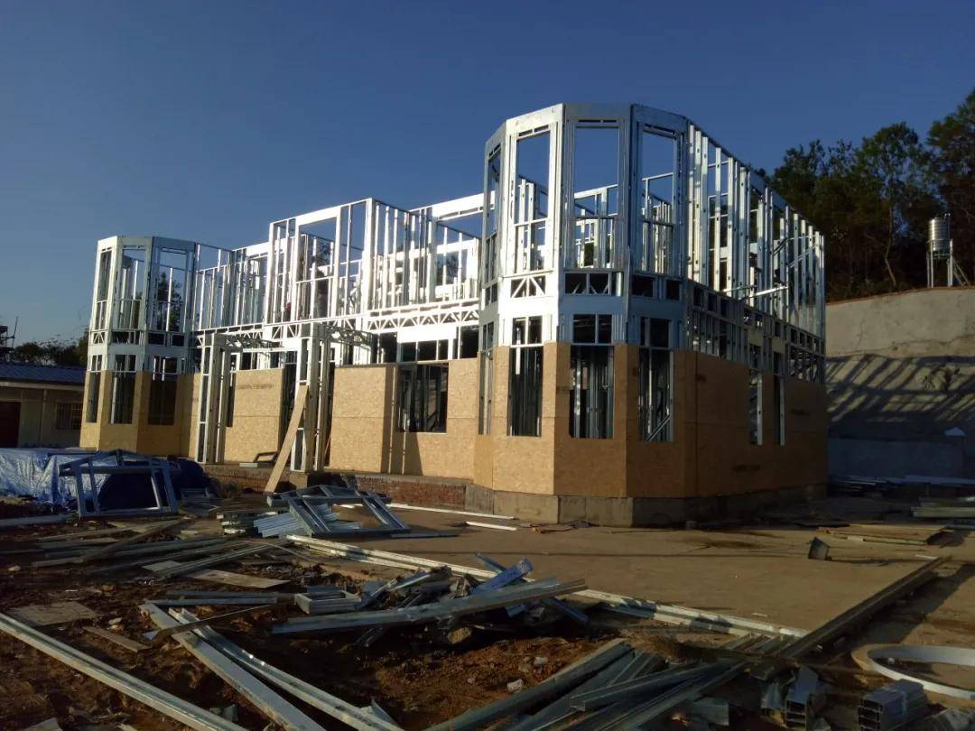 輕鋼別墅和磚混別墅哪一種好？